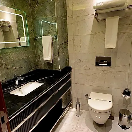 Oezkaya Hotel Sivas Exterior photo