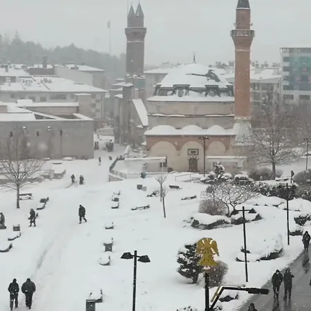 Oezkaya Hotel Sivas Exterior photo